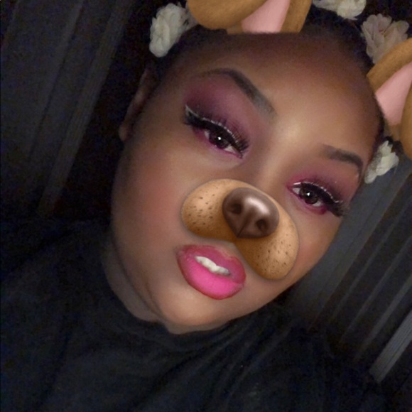 Meet your Posher, Pebbles - Picture 1 of 1